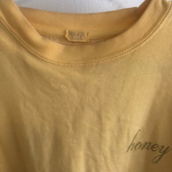 Brandy Melville yellow Honey crewneck 🍯 - Picture 5 of 8
